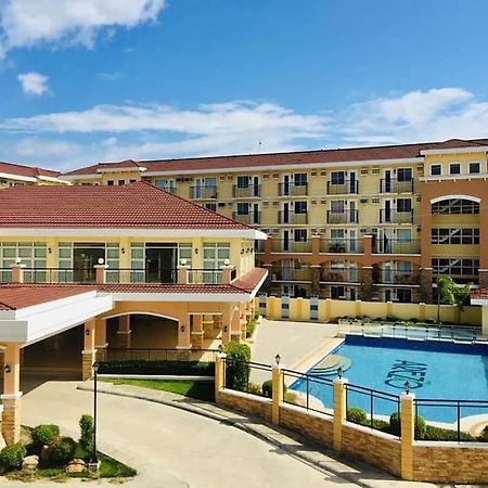 Spacious 1 Bedroom At Arezzo Place Davao With Pool,Wifi And Netflix Exterior photo